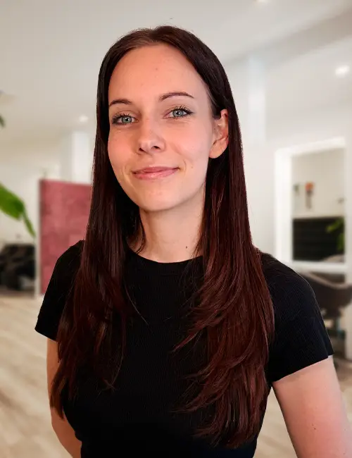 Cosima bei Giovanni Friseure